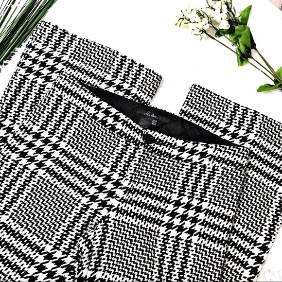 Jen Basic Pants - ⬇️$48 Jen Basic Houndstooth Flare Pants Size 6